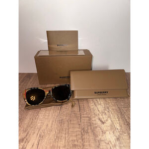 ✨ Burberry Cat Eye Sunglasses 54mm Beige Check Tartan NWT w/ Box